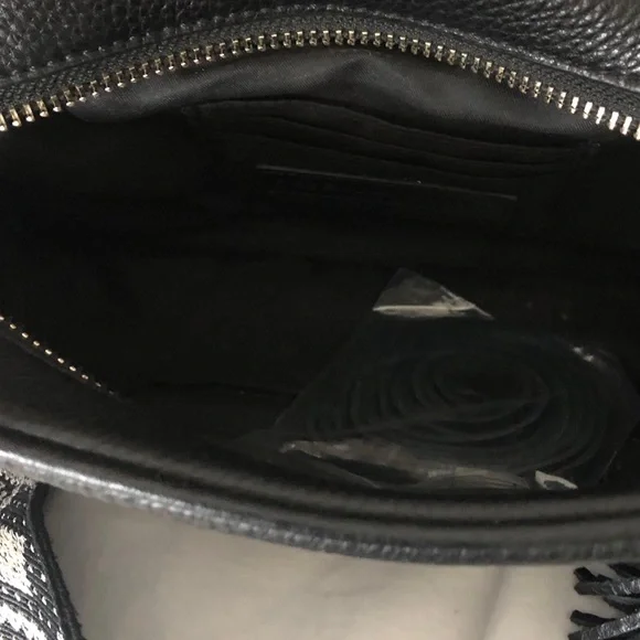 Nwt defect Rebecca Minkoff black leather guitar strap camera bag HP Pick 2024 - Picture 3 of 7